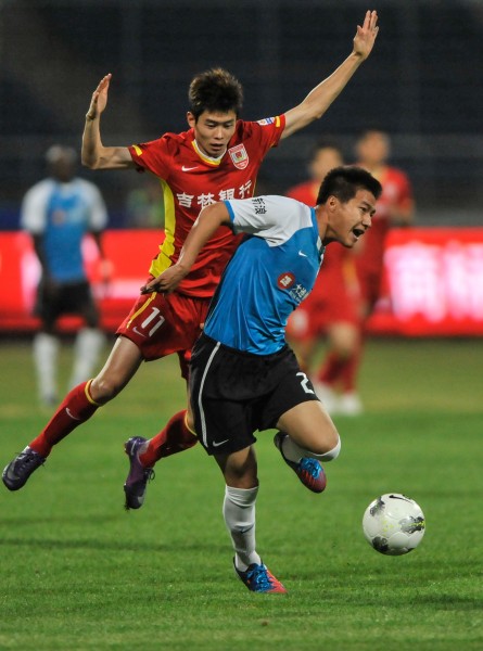 记者：罗马内部会议之后联系了拉斯帕多里的经纪人