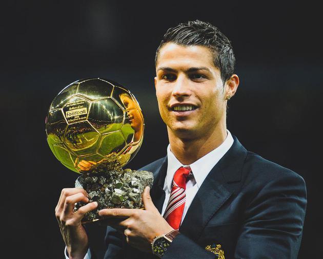 邵佳一补招朱鹏宇引发讨论