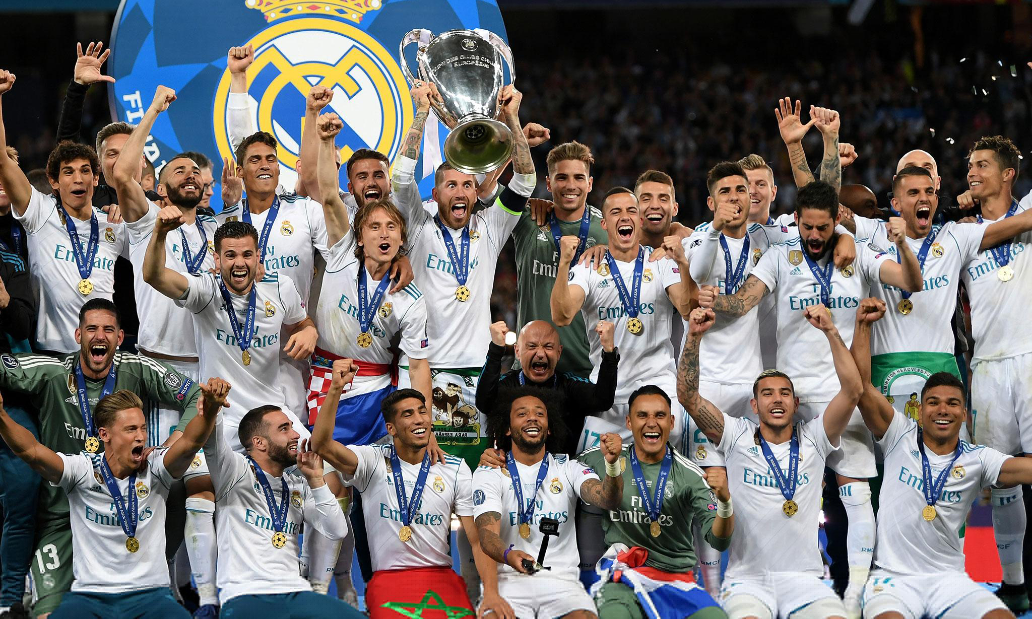 许利民：比赛输了但大家的拼劲值得表扬，我们一定会渡过难关