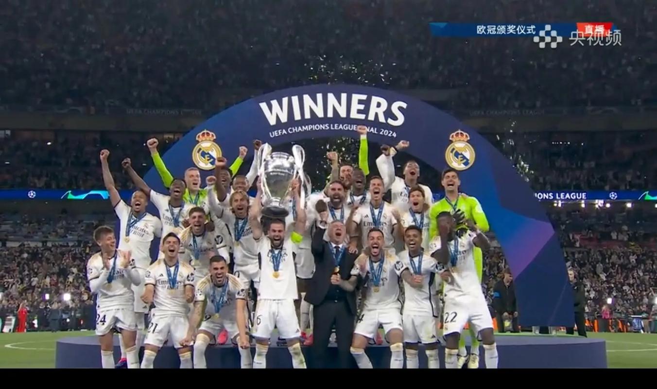 《寂静岭f》牵手Lofi Girl 雏子写作业自带阴间滤镜